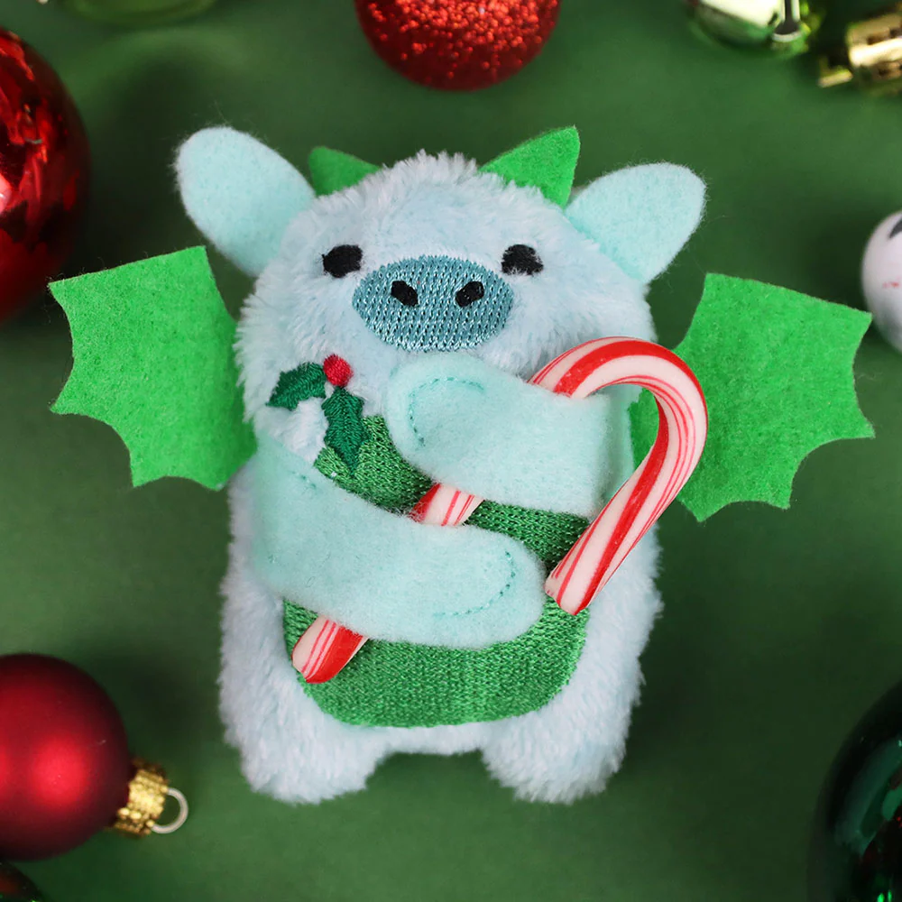 Fluffy Dragon Candy Cane Holder (In-the-Hoop) - Image 4