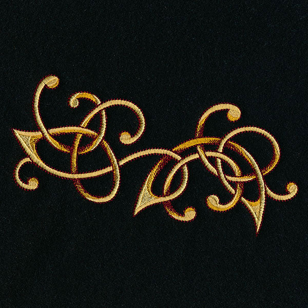 Heraldic Knotwork Dragon Spray - Image 10